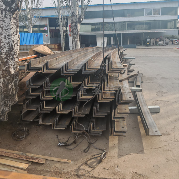 200X125X14角鋼拉彎