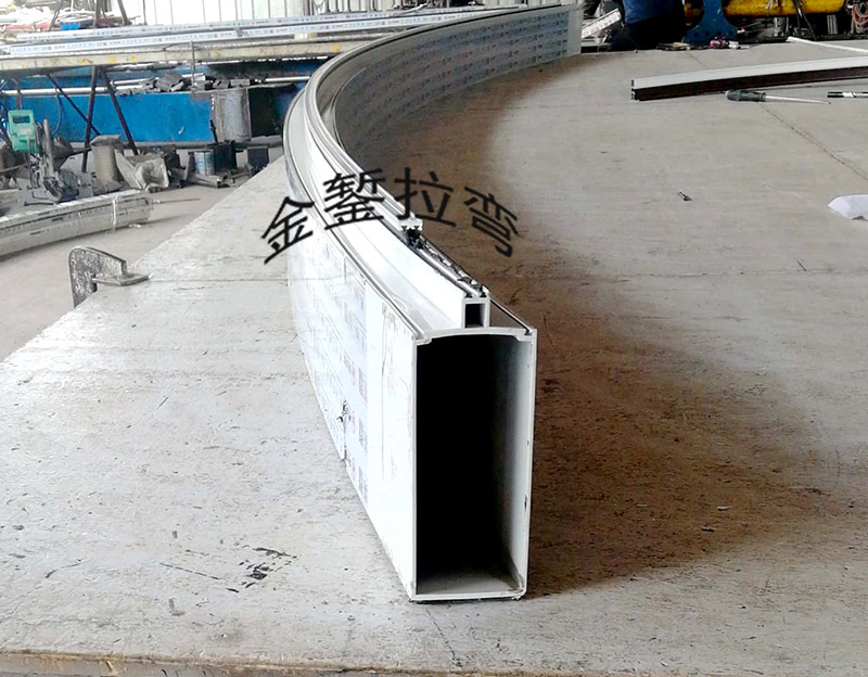 200x80幕墻立柱拉彎